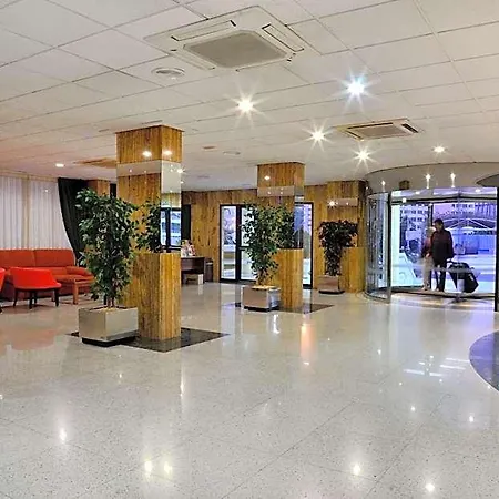 Hotel Caballo De Oro 3*
