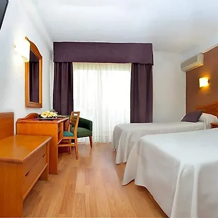 Hotel Caballo De Oro 3*